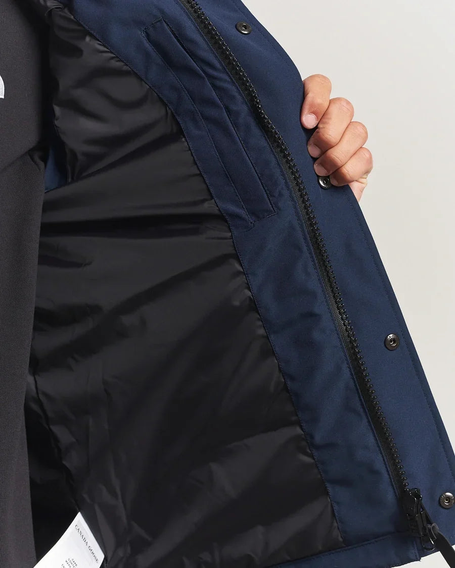 Freestyle sleeveless vest