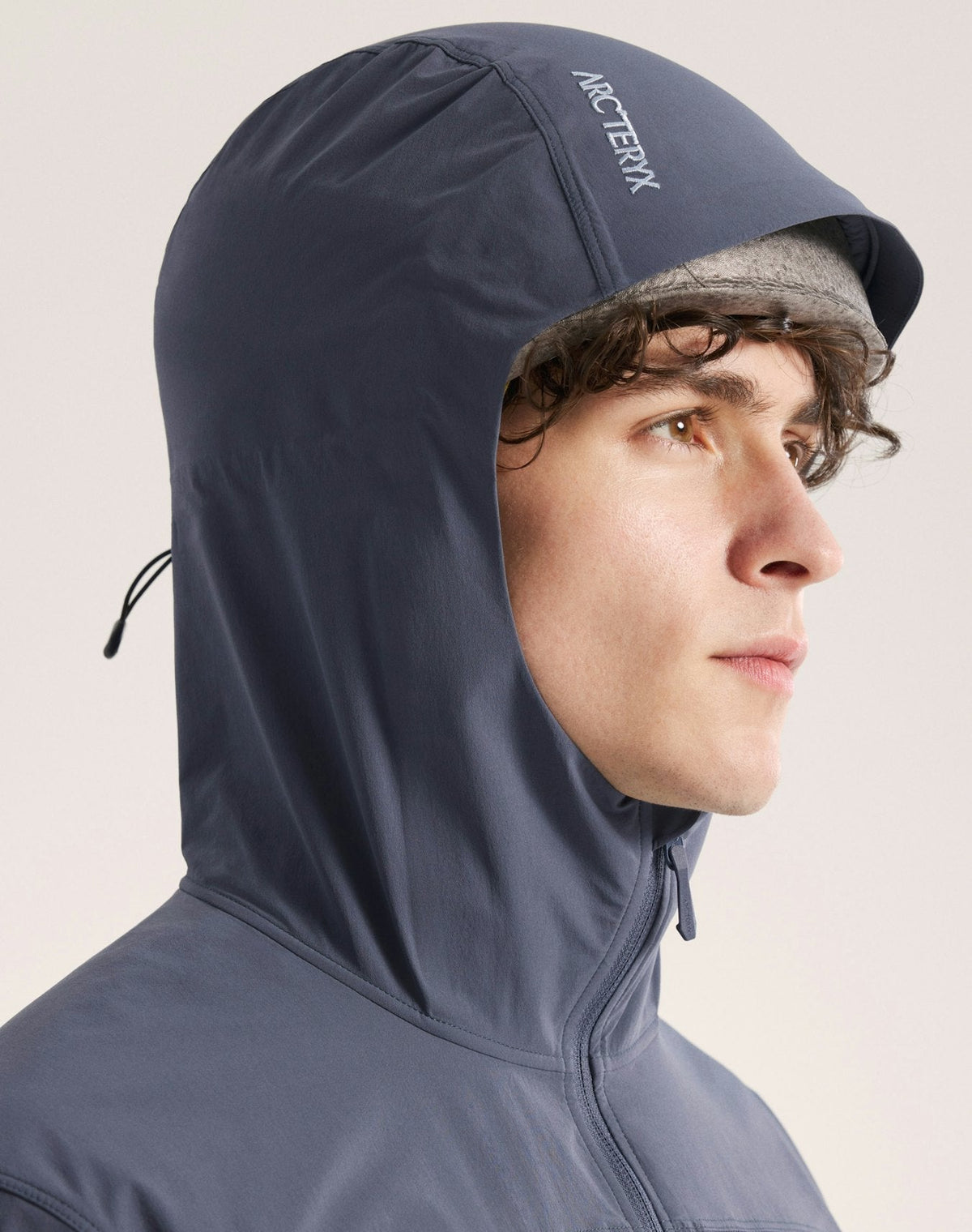 GAMMA lightweight hooded jacket