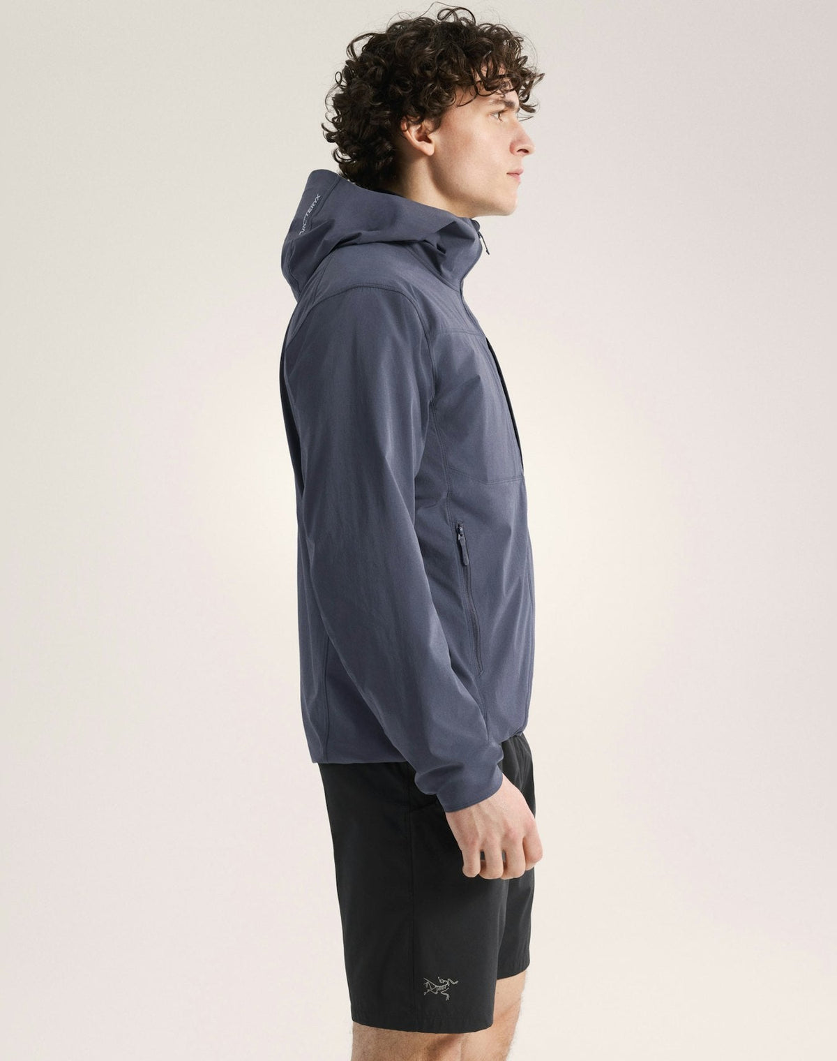 GAMMA lightweight hooded jacket