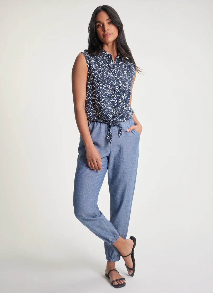 Clara Sleeveless Shirt